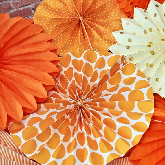 SUNBEAUTY 7er Papier Fächer Dekoration Rot Orange Papierfächer Rosetten Deko Peach Girlande Deko-Serie für Hochzeit Geburtstag Thanksgiving Gartenparty Tischdeko Klassenzimmer