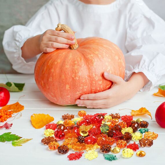 Kesote Herbst Deko Streudeko Kürbis Tischdeko Schmuck Thanksgiving Miniatur Klein Figur Ahornblatt Acryl Mini Zubehör Erntedankfest zum Basteln Halloween (90 PCS)