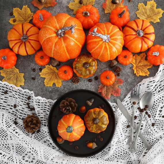 Benjia Kürbis Herbst Deko Dekoration Draußen, Groß Mini Orange Kürbisse Zierkürbisse Herbstdeko Herbstdekorationen Halloween (Orange, 16 Stück)