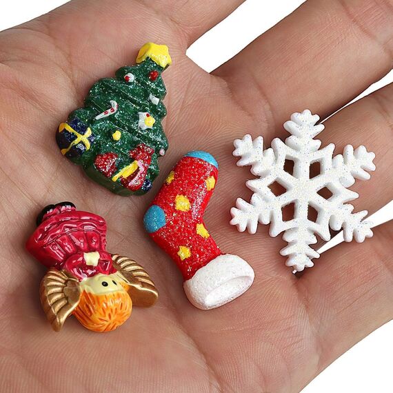 Kesote 30x Weihnachten Deko Streudeko Tischdeko Weihnachtsschmuck Konfetti Kunstharz Mini Zubehör Kunstharz Miniatur Klein Figur zum Basteln DIY Geschenk Mitgebsel für Adventskalender