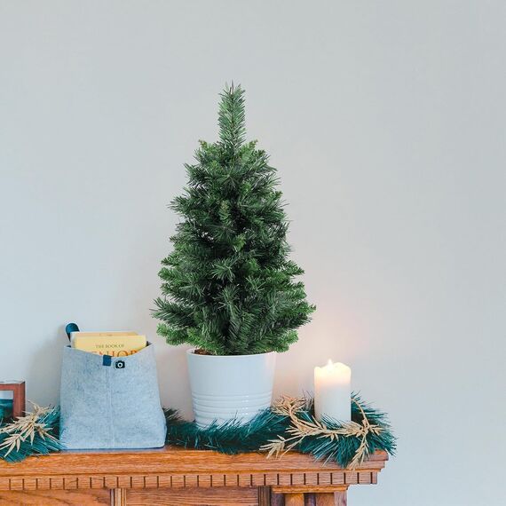 SALCAR 60 cm Kleiner künstlicher Weihnachtsbaum mit Zementbasis – für Weihnachtsdekoration im Innenbereich, ideal als Tischbaum