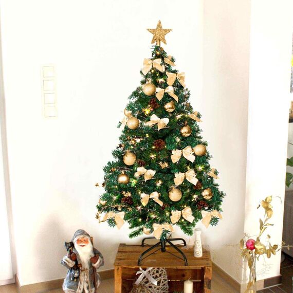 Weihnachtsbaum künstlich (WBD) 120 cm grün mit Weihnachtsdeko Gold und Led Lichterkette mit Batteriebox und Fernbedienung künstlicher Christbaum klein Tannenbaum