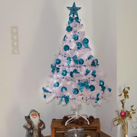 Weihnachtsbaum künstlich (WBD) 150 cm Weiss mit Weihnachtsdeko türkis und Led Lichterkette mit Batteriebox und Fernbedienung künstlicher Christbaum klein Tannenbaum