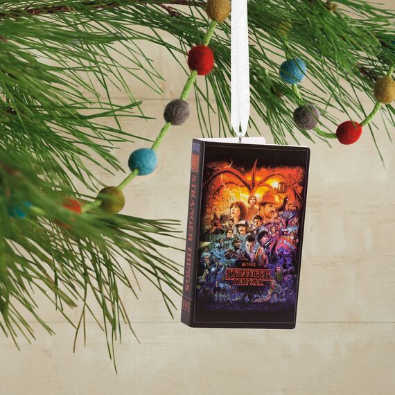 Hallmark Netflix Stranger Things TV Show Retro Video Kassette Fall Kunststoff Weihnachten Ornament