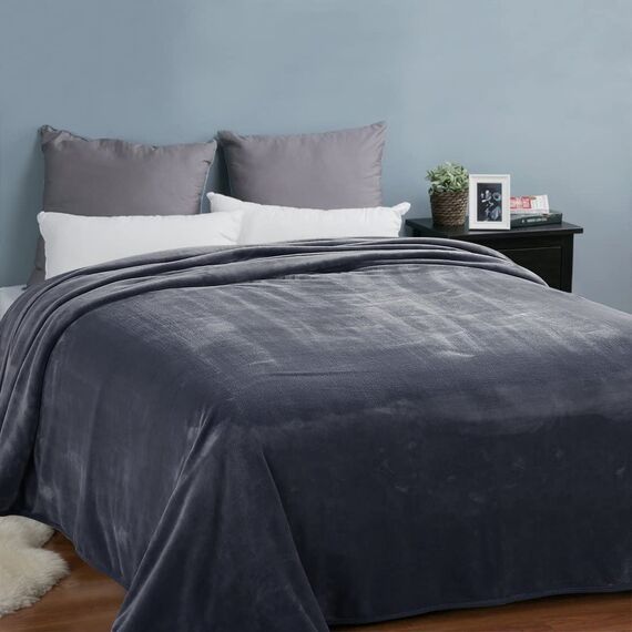 EASELAND Weiche King-Size-Decke für den Winter, warm, Mikroplüsch, leicht, Thermo-Fleece-Decken für Couch, Bett, Sofa, 228 x 274 cm, Dunkelgrau