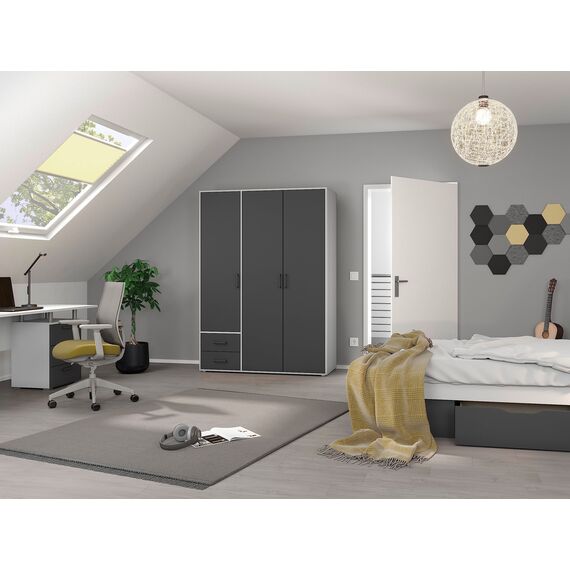 Rauch Möbel Voyager, Kleiderschrank für Schlafzimmer, Kinderzimmer, Babyzimmer, Jugendzimmer, Flur, 3-türig, 2 Schubladen, mit Zubehör Basic, Farbe Grau metallic, Schwarz/Weiß, Breite 140cm