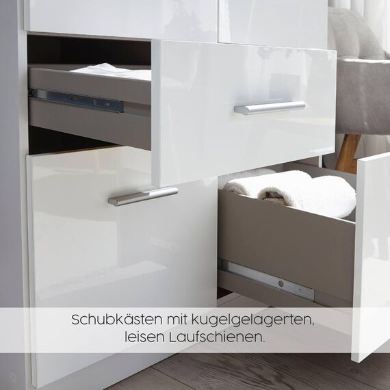 Rauch Möbel Voyager, Kleiderschrank für Schlafzimmer, Kinderzimmer, Babyzimmer, Jugendzimmer, Flur, 4-türig, 4 Schubladen, mit Zubehör Basic, Farbe Weiß, Breite 187cm