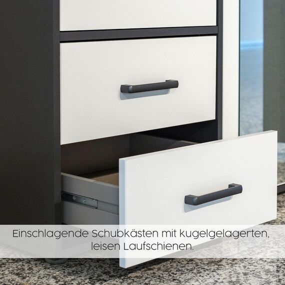 Rauch Möbel Voyager, Kleiderschrank für Schlafzimmer, Kinderzimmer, Jugendzimmer, Flur, 4-türig, mit Zubehör Premium, Farbe Weiß/Grau metallic, Schwarz, Breite 187cm