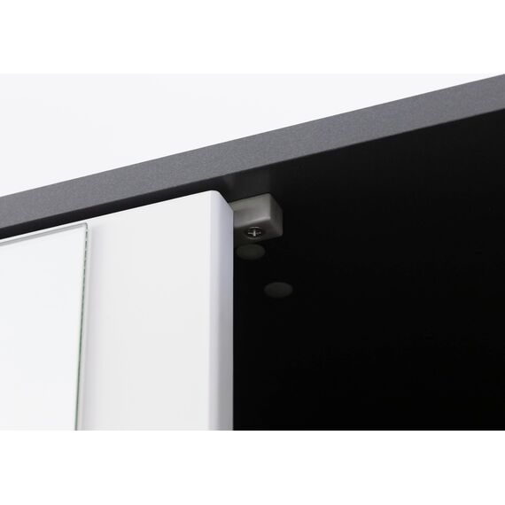 Rauch Möbel Voyager, Kleiderschrank für Schlafzimmer, Kinderzimmer, Jugendzimmer, Flur, 4-türig, mit Zubehör Premium, Farbe Weiß/Grau metallic, Schwarz, Breite 187cm