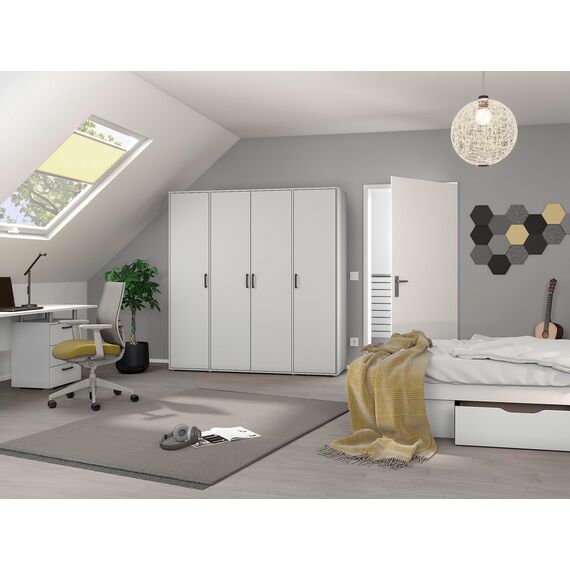 Rauch Möbel Voyager, Kleiderschrank für Schlafzimmer, Kinderzimmer, Jugendzimmer, Flur, 4-türig, mit Zubehör Classic, Farbe Weiß, Breite 187cm