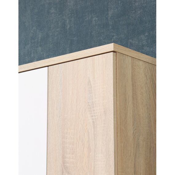 FORTE NET106 Schrank 70 180, Mehrzweckschrank klein, Staubsaugerschrank, Abstellraum, 2-türig mit Einlegeböden, Weiß mit Holzdekor: Sonoma Eiche, 69 cm breit x 179 cm hoch x 35 cm tief