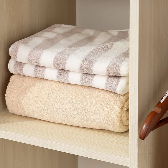 HOMCOM Kleiderschrank auf Rollen, Mobile Garderobe, 1 Kleiderstange, 3 Regale, Garderobenschrank für Flur, Schlafzimmer, 80 x 40 x 128 cm, Natur