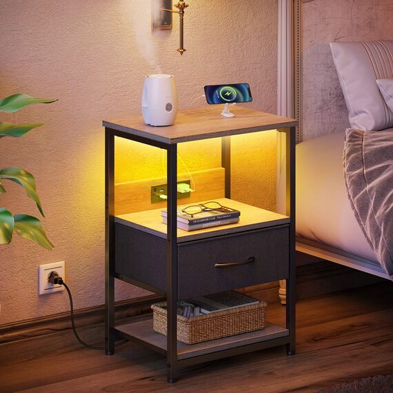 Seventable Nachttisch 2er Set, LED Nachttisch mit Ladestation und Stoffschublade, Nachttisch mit Stauraum, 3 Etagen Bett Beistelltisch mit offenem Regal für Schlafzimmer, Wohnzimmer, Greige