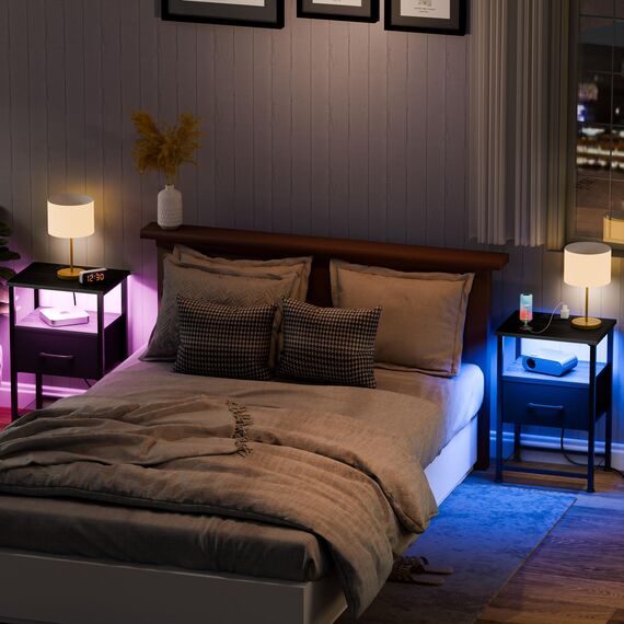 LAKEMID Nachttisch-Set mit Ladestation und Schublade, Beistelltisch mit LED-Lichtleiste in 20 Farben und 2 Ebenen, Regal für Schlafzimmer, Wohnzimmer, Sofa, Couch, Schwarz, 2 Stück