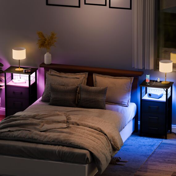 LAKEMID Nachttisch-Set 2 mit Ladestation, Beistelltisch mit LED-Lichtleiste in 20 Farben, 3 Stoffschubladen, Nachttisch mit USB-Anschlüssen und Steckdosen für Schlafzimmer, Grau