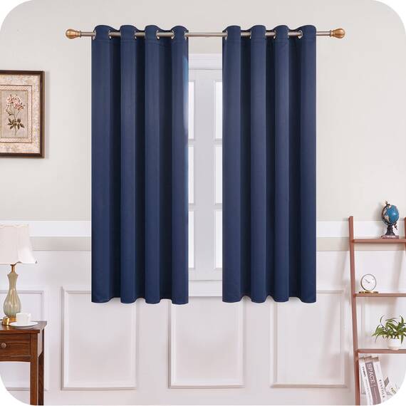 MRTREES Vorhang Blickdicht Gardinen Thermovorhang mit Ösen Verdunklungsvorhang Ösenschal Vorhänge Modern 167x117cm(H×B) Dunkelblau 2er Set für Hotels Büros Wohnzimmer Schlafzimmer Kinderzimmer
