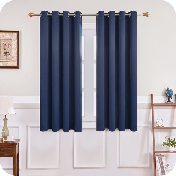 MRTREES Vorhang Blickdicht Gardinen Thermovorhang mit Ösen Verdunklungsvorhang Ösenschal Vorhänge Modern 137×117cm(H×B) Dunkelblau 2er Set für Hotels Büros Wohnzimmer Schlafzimmer Kinderzimmer