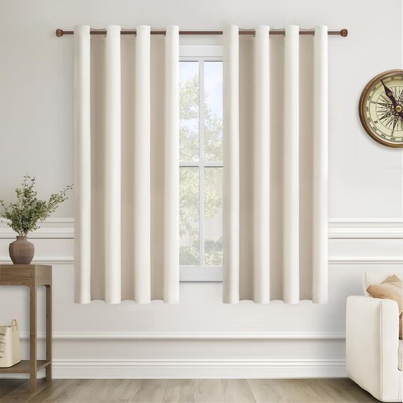 MRTREES Gardinen mit Ösen Kurz für Fenster Wohnzimmer Modern, Vorhänge Schlafzimmer Kinderzimmer Blickdicht Hellbeige 2er Set 145 cm Lang, Vorhang Lichtundurchlässig 140 cm Breit