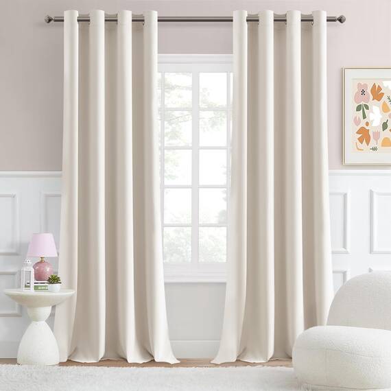 MRTREES Ösen Gardinen Verdunkelnd Thermo Vorhänge Gegen Kälte Hellbeige 2er Set, Halbverdunkelungsvorhänge Schlafzimmer 260 cm Lang 140 cm Breit, Gardine Wohnzimmer Curtains Blackout