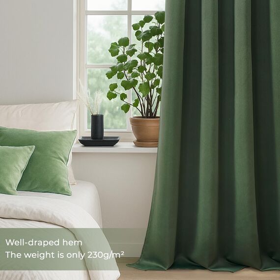 MRTREES Vorhang Blickdicht mit Ösen Thermovorhang Oliv-Grün 2er Set, Blickdichte Vorhänge 245 cm Lang 140 cm Breit, Gardinenschals für Wohnzimmer Schlafzimmer Kinderzimmer, Blackout Curtain