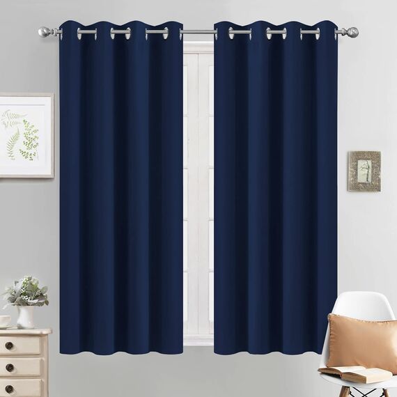 Yakamok Verdunkelungsvorhänge, Raumverdunkelung, wärmeisoliert, Fenstervorhänge mit Ösen, für Wohnzimmer, 132 x 137 cm, Marineblau, 2 Paneele