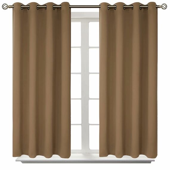 BGment Verdunklungsvorhänge für Wohnzimmer – Thermoisolierende Vorhänge für Schlafzimmer, 2 Paneele von 132 x 137 cm, Taupe