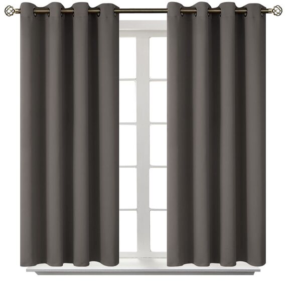 BGment Verdunkelungsvorhänge für Schlafzimmer – Öse, wärmeisoliert, Raumverdunkelungsvorhänge für Wohnzimmer, Set mit 2 Paneelen (132 x 137 cm, grau)