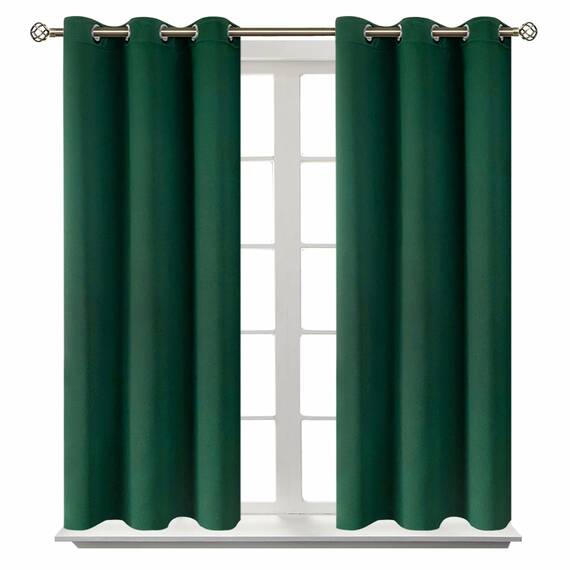 BGment Verdunkelungsvorhänge für Schlafzimmer – Thermoisolierende Vorhänge für Wohnzimmer, Set mit 2 Paneelen (96,5 x 114,7 cm, Smaragdgrün)