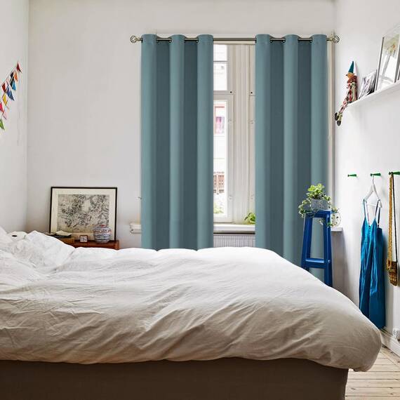 BGment Raumverdunkelungsvorhänge, 213 cm lang, mit Ösen, wärmeisolierte Vorhänge, Fensterbehandlungsvorhänge für Schlafzimmer, 2 Paneele, 107 x 213 cm, Steinblau