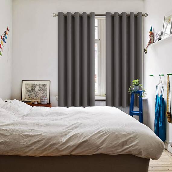 BGment Verdunkelungsvorhänge für Schlafzimmer, mit Ösen, wärmeisoliert, Raumverdunkelungsvorhänge für Wohnzimmer, 2er-Set Paneele (188 x 150 cm, grau)