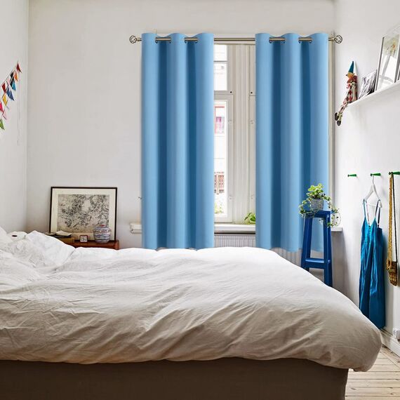 BGment Raumverdunkelungsvorhänge 160 cm lang – Ösen wärmeisolierte Vorhänge für Schlafzimmer, 2 Paneele, 107 x 160 cm, Himmelblau
