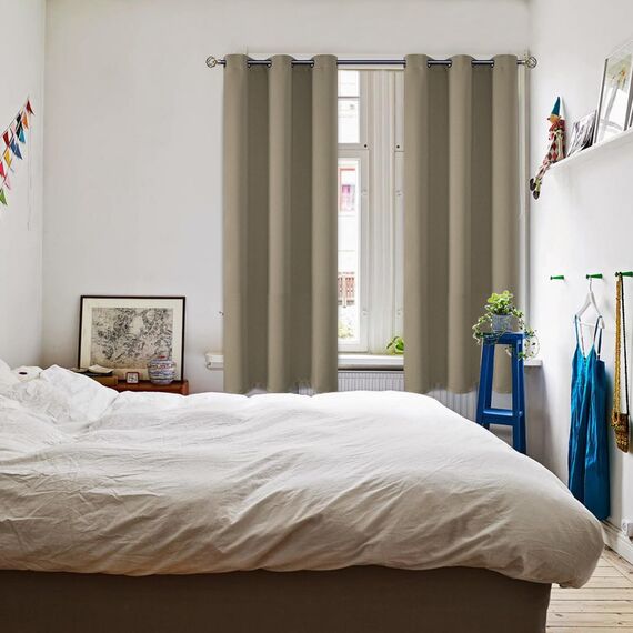 BGment Raumverdunkelungsvorhänge, 183 cm lang, mit Ösen, wärmeisoliert, Fensterbehandlungsvorhänge für Schlafzimmer, 2 Paneele, 106,7 x 183,9 cm, Kakao