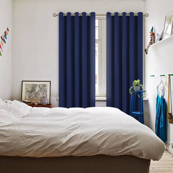 BGment Verdunkelungsvorhänge für Schlafzimmer – Thermoisolierte Vorhänge für Wohnzimmer, Set mit 2 Paneelen (178,8 x 213,3 cm, Marineblau)