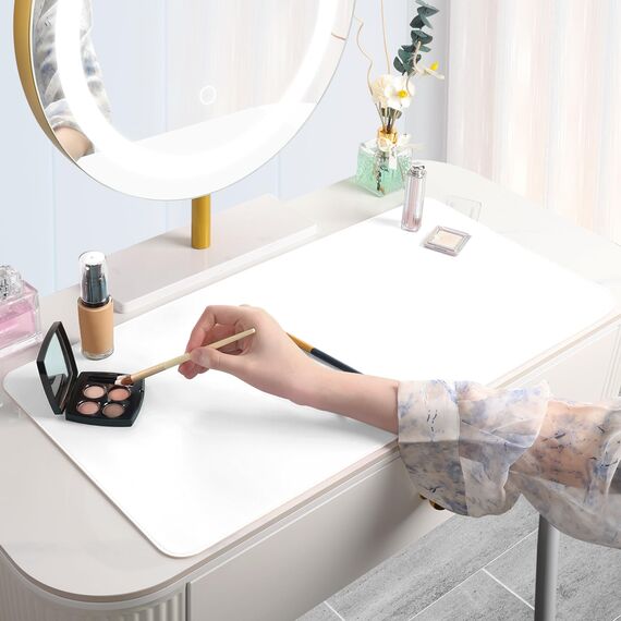Make-up-Matte für Schminktisch zum Schutz der Schreibtischplatte, 59,9 x 30 cm, doppelseitige Make-up-Matte, leicht zu reinigende Schreibtischunterlage – wasserdicht und öldicht, Kosmetikzubehör (Weiß