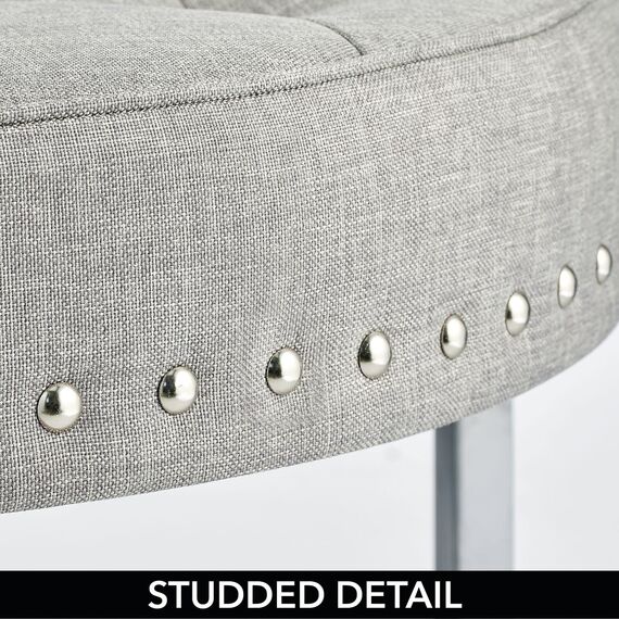 mDesign Sitzhocker – runder Polsterhocker aus Metall und Polyester mit moderner Nietenverzierung – gepolsterter Hocker für Flur, Schlafzimmer und andere Räume – hellgrau und silberfarben