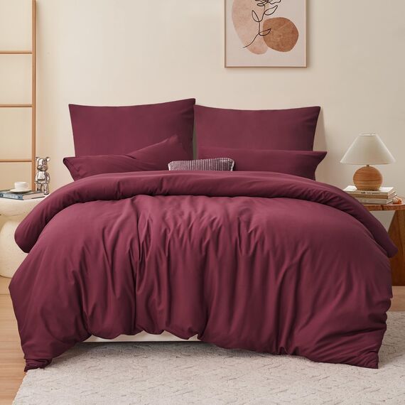 RUIKASI Bettwäsche 200x220 Rot 3teilig - Burgundy Mikrofaser Bettwäsche-Sets Oeko-TEX, Bettbezüge 200 x 220cm + 2 Kissenbezüge 80x80cm mit Reißverschluss, Weich und Bügelfrei