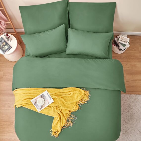 RUIKASI Bettwäsche Grün 200x220 3teilig - Grasgrün Mikrofaser Bettwäsche-Sets Oeko-TEX, Bettbezüge 200 x 220cm + 2 Kissenbezüge 80x80cm mit Reißverschluss, Weich und Bügelfrei