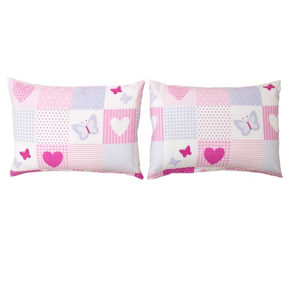 Bloomsbury Mill - Patchwork mit Herzen & Schmetterlingen - Rosa - Zwei Kissenbezüge (zusätzlich) - 50cm x 75cm