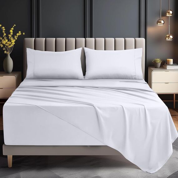 Bettlaken-Set für Doppelbetten von Utopia Bedding: Weiche Mikrofaser, 4-teiliges Hotel-Luxus-Bettlaken-Set mit tiefen Taschen, bestickten Kissenbezügen, Spannbettlaken mit seitlicher