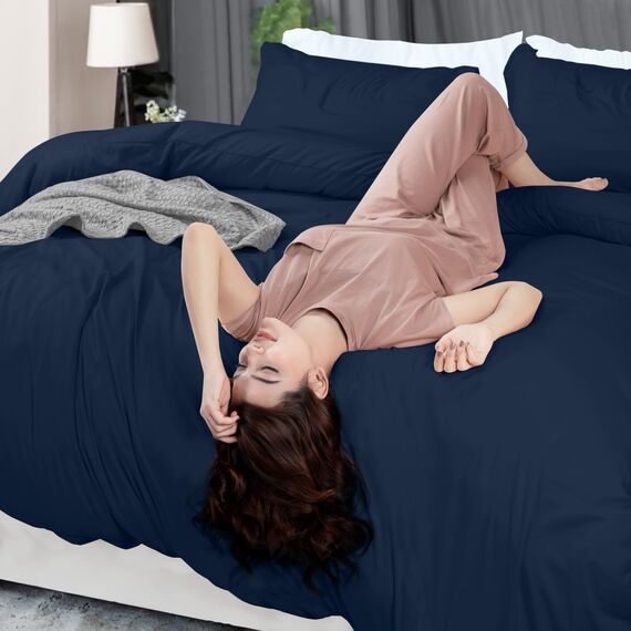 Utopia Bedding Duvet Cover Queen Size - 3 Piece with Zipper Closure - 1 Comforter Cover 90X90 Inches & 2 Pillow Shams 20X26 Inches (Navy) Comforter Not Included