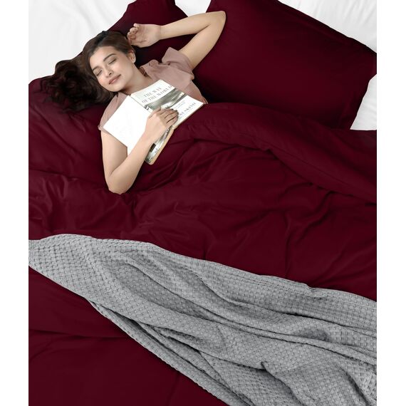 Utopia Bedding Bettbezug für King-Size-Bett: 1 Bettbezug mit 2 Kissenbezügen, 3-teiliges Bettwäsche-Set mit Reißverschluss, weich gebürstete Mikrofaser, 277 x 228 cm, Burgunderrot