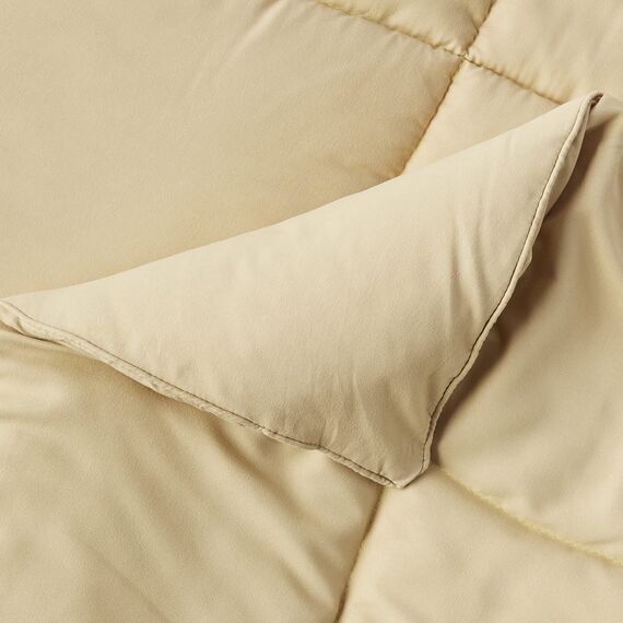 Sweet Home Collection 7-teiliges Bettwäscheset mit Tasche, einfarbig, für alle Jahreszeiten, weiche Daunen-Alternativdecke und luxuriöse Mikrofaser-Bettlaken, Kamel, Queen-Size-Bett
