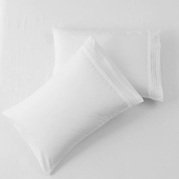SONORO KATE Bettwäsche-Set, superweiche Mikrofaser, Fadenzahl 1800, ägyptische Bettwäsche, 45,7 cm tief, knitterfrei und hypoallergen, 4-teilig (California King, Weiß)