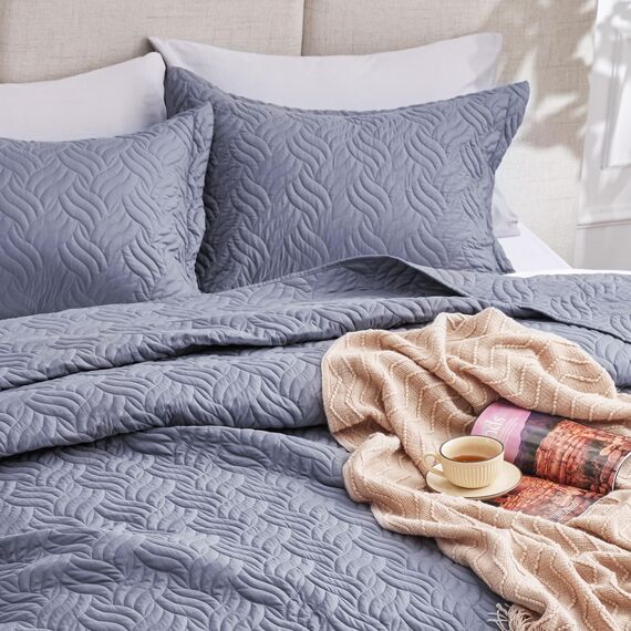 Love's cabin Bettwäsche-Set für King-Size-Betten, bläulich-graue Tagesdecken – leichte Sommer-Tagesdecke – Wellenmuster Bettwäsche für alle Jahreszeiten – 3-teilig (1 Steppdecke, 2 Kissenbezüge)