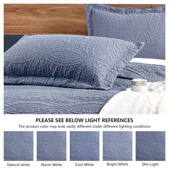 Love's Cabin King Size Bettwäsche blau - weiche und leichte Tagesdecke aus Mikrofaser - moderner Stil mit Münzmuster für alle Jahreszeiten - 3-teilig (1 Bettdecke, 2 Kissenbezüge)
