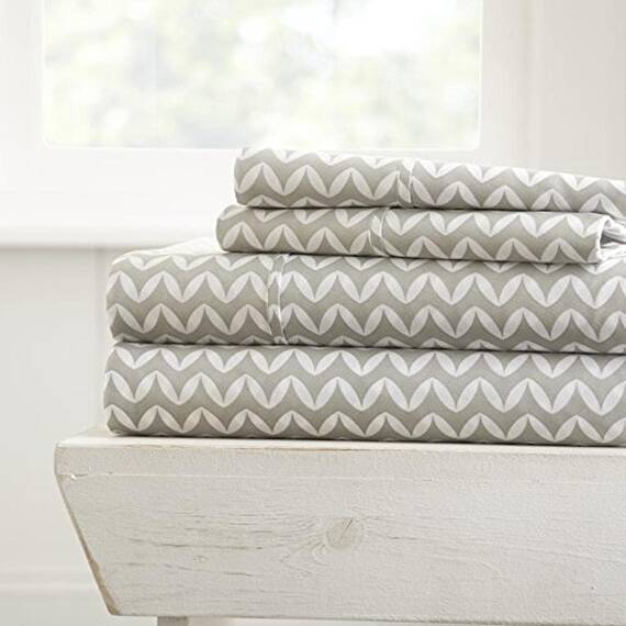 Linen Market 4-teiliges Bettlaken-Set, Gemustert, Queensize, Puffed Chevron Grey