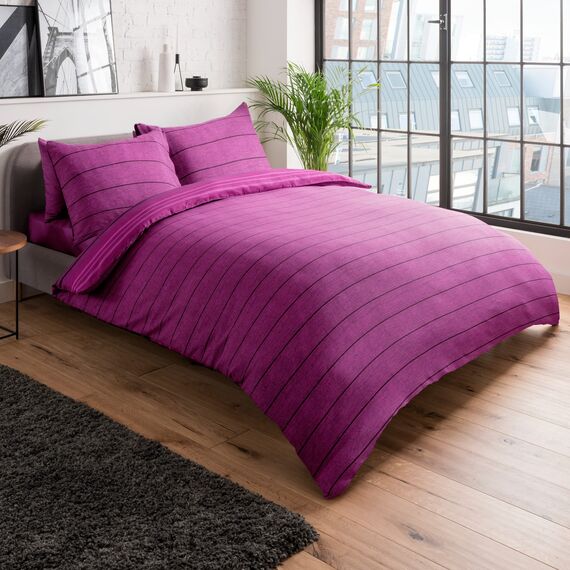 Sleepdown Wende-Bettwäsche-Set, texturiert, gestreift, pflegeleicht, weich, kuschelig, 155 x 220 cm + 2 Kissenbezüge 80 x 80 cm, Polycotton, Violett, 5056242763604