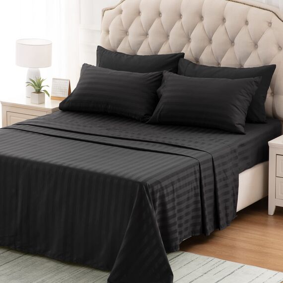 SLEEP ZONE Gestreiftes Kühllaken-Set für King-Size-Betten – Spannbetttuch und Kissenbezüge, 4-teilig, superweich, gestreift, pflegeleicht, tiefe Taschen (Schwarz, King-Size)