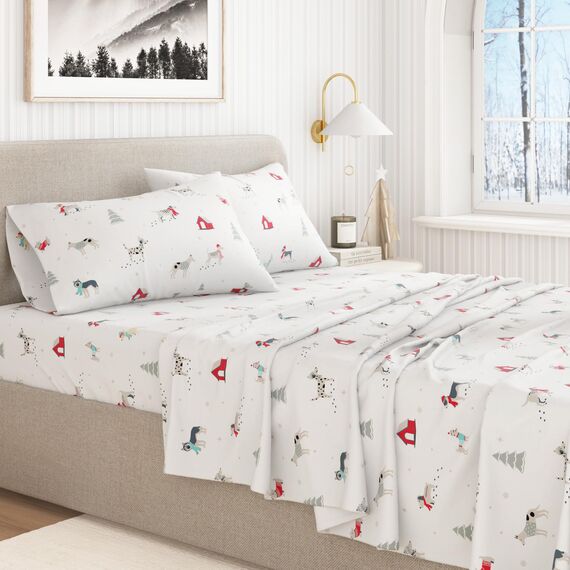 Great Bay Home Flanell-Bettwäsche-Set aus 100% türkischer Baumwolle, Tiefe Taschen, weiche Weihnachtslaken, warme, Anti-Pilling-Flanell-Bettlaken (voll, Welpen im Schnee)