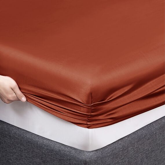 Vonty Satin Sheets California King Seidig weiches Satin-Bettwäsche-Set, 1 Spannbettlaken mit tiefen Taschen + 1 Bettlaken + 2 Kissenbezüge, Rostorange